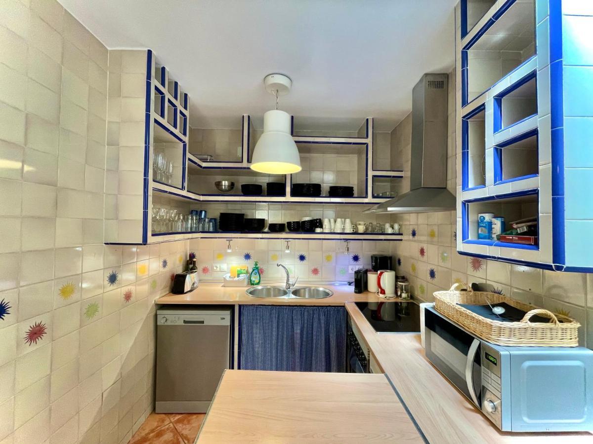House -Rooftop&Jacuzzi -StayinСевилья Экстерьер фото